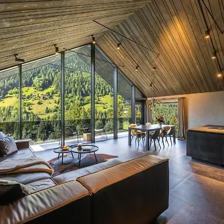 Incredible View With Heated Pool, Sauna And Terrace Villa